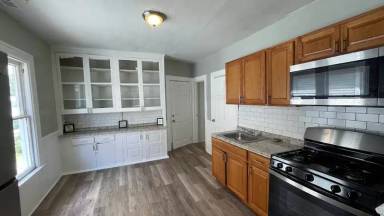 Main picture of 80 Wescott St