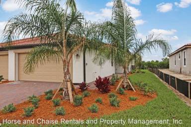 Main picture of 23996 Skyflower Ct