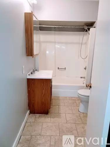 Main picture of 18335 Sherman St