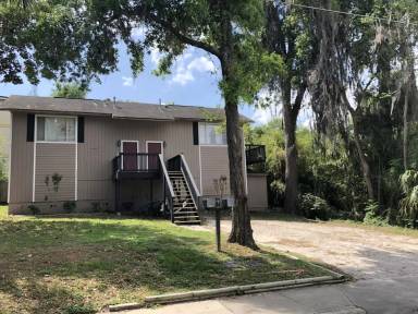Main picture of 1141 SW 9th Ave