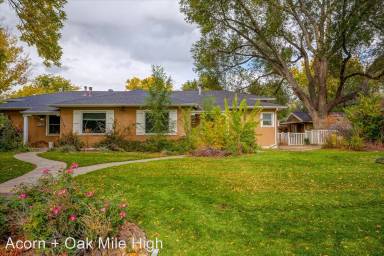 Main picture of 1305 E Wesley Ave