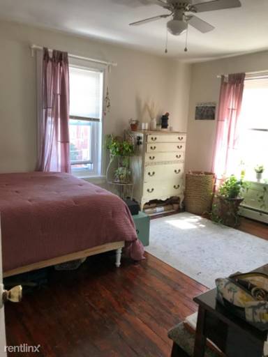 Main picture of 2719 Brown St