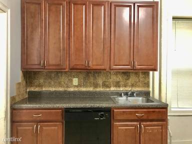 Main picture of 193 Clinton Ave