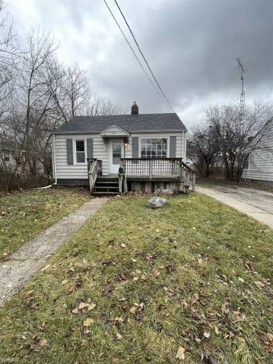 Main picture of 3305 Brandon St