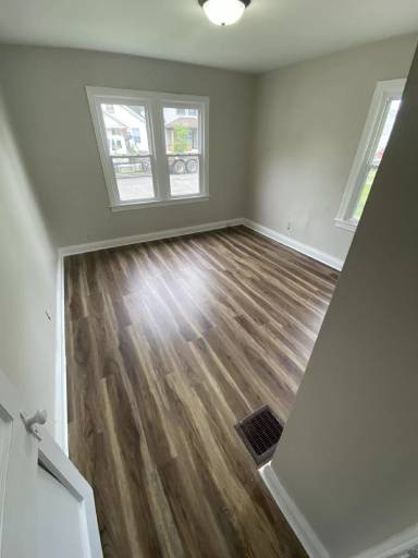 Main picture of 716 Heywood Ave