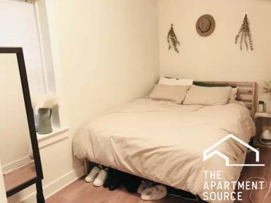 Main picture of 2911 N Ridgeway Ave