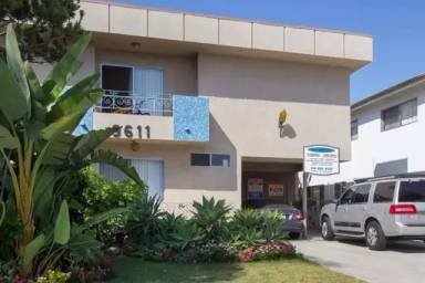 Main picture of 3611 Mentone Ave