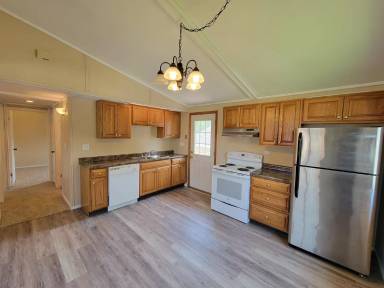 Main picture of 2408 Crescent Dr
