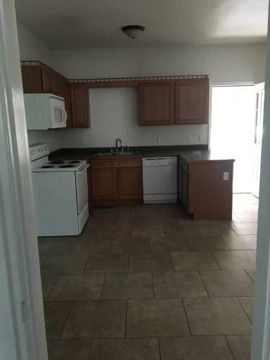 Main picture of 505 S Roney St