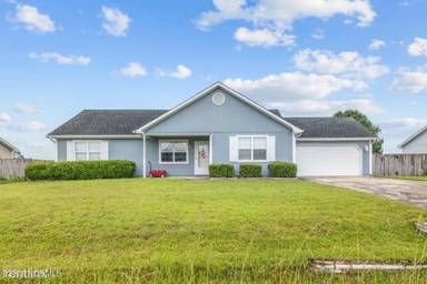 Main picture of 412 Dion Dr