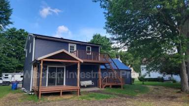 Main picture of 720 Moening St