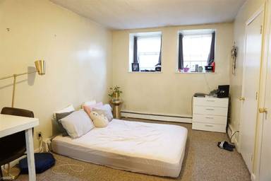 Main picture of 1118 Commonwealth Ave