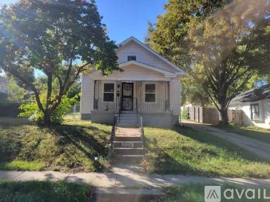 Main picture of 508 S Huttig Ave