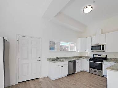 Main picture of 2071 15th Ave