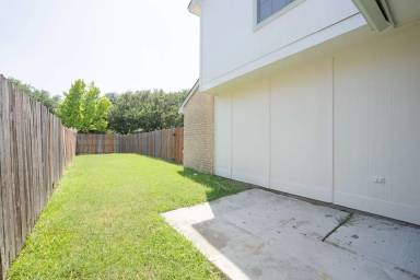 Main picture of 1513 Liberty Ln