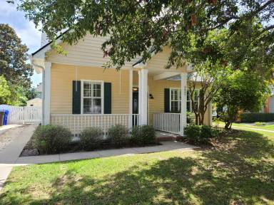 Main picture of 2465 Fulford Ct