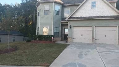 Main picture of 270 Kestrel Cir