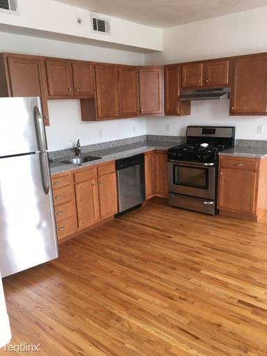 Main picture of 200 Gross St