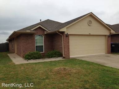 Main picture of 830 Beaumont Sq