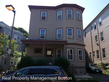 Main picture of 92 Day St