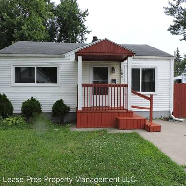 Main picture of 7204 Maxwell Ave