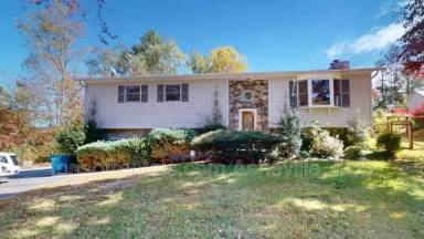 Main picture of 93 Twin Lakes Dr