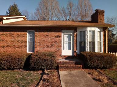 Main picture of 1708 Todd Dr