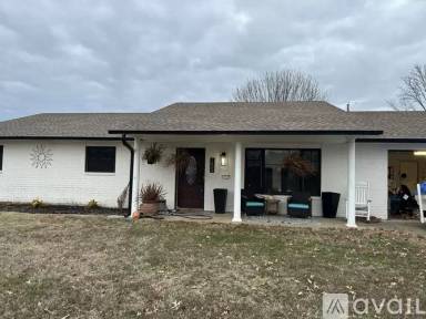 Main picture of 1803 Crouch St