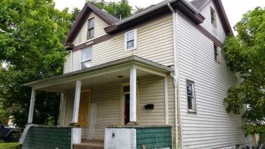 Main picture of 313 McLane Ave