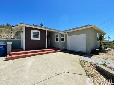 Main picture of 5915 Nagel St