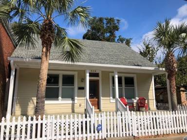 Main picture of 506 E Belmont St