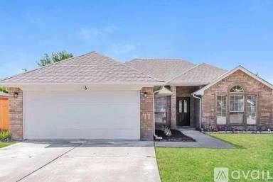 Main picture of 6 Mills Ct