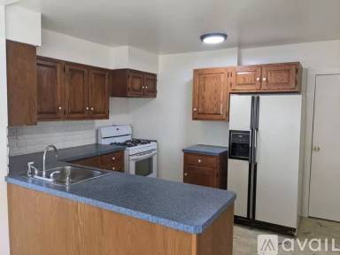 Main picture of 77 E Liberty St