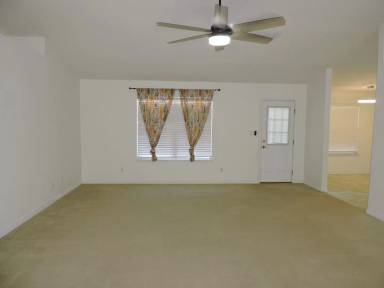 Main picture of 5626 Rosebay St