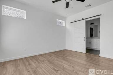 Main picture of 931 Piedmont Ave