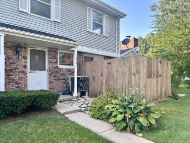 Main picture of 2594 Cherrywood Ct
