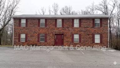 Main picture of 978 N Franklin Ave