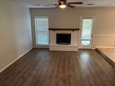 Main picture of 6381 Billings Rd