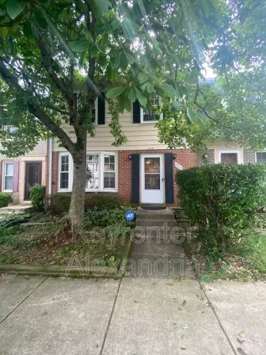 Main picture of 5923 Kara Pl