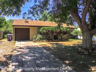 Main picture of 1285 S Holly St