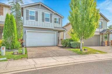 Main picture of 10070 NW Bartlett Loop