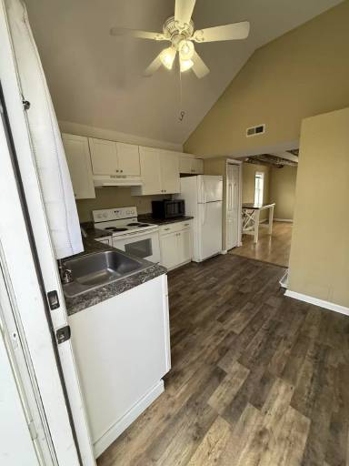 Main picture of 4060 Ridge Rd