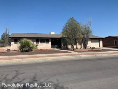 Main picture of 1900 Carlyle Dr