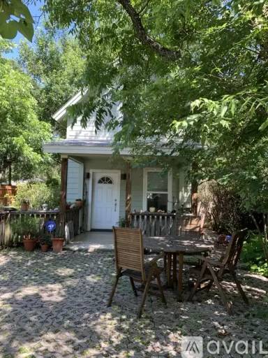 Main picture of 3107 Lafayette Ave