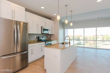 Main picture of 2606 13th Ave S