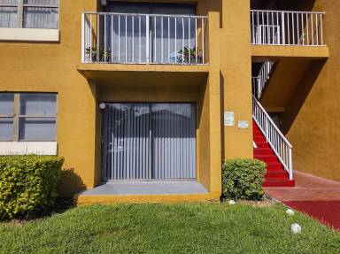 Main picture of 15630 SW 80th St