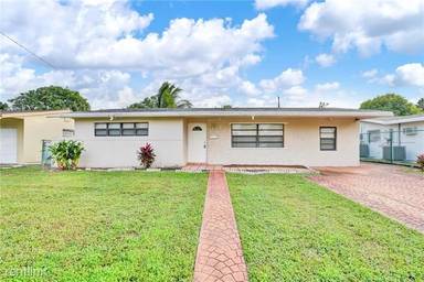 Main picture of 6500 NW 29th Ct