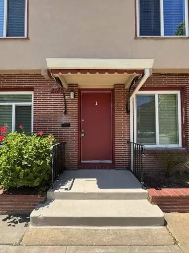Main picture of 2128 28th St