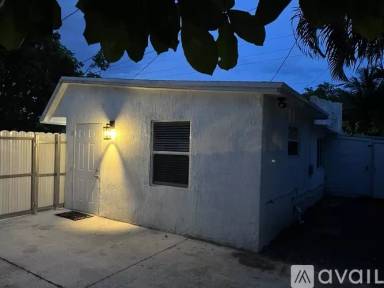 Main picture of 508 SW 2nd Ave