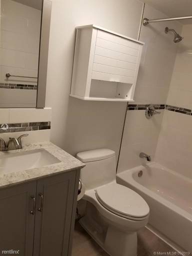 Main picture of 2496 SW 17th Ave